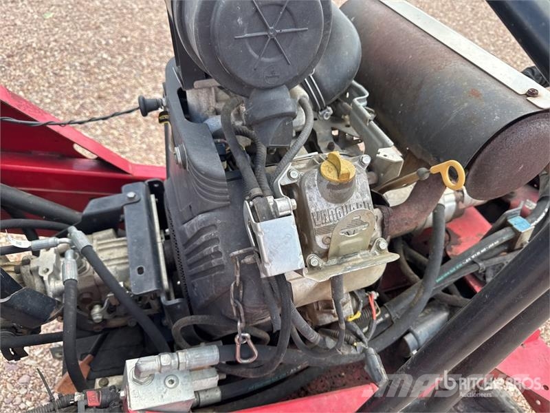 Barreto E30SGB الكاسحات وقلابات التربة ذات المحركات