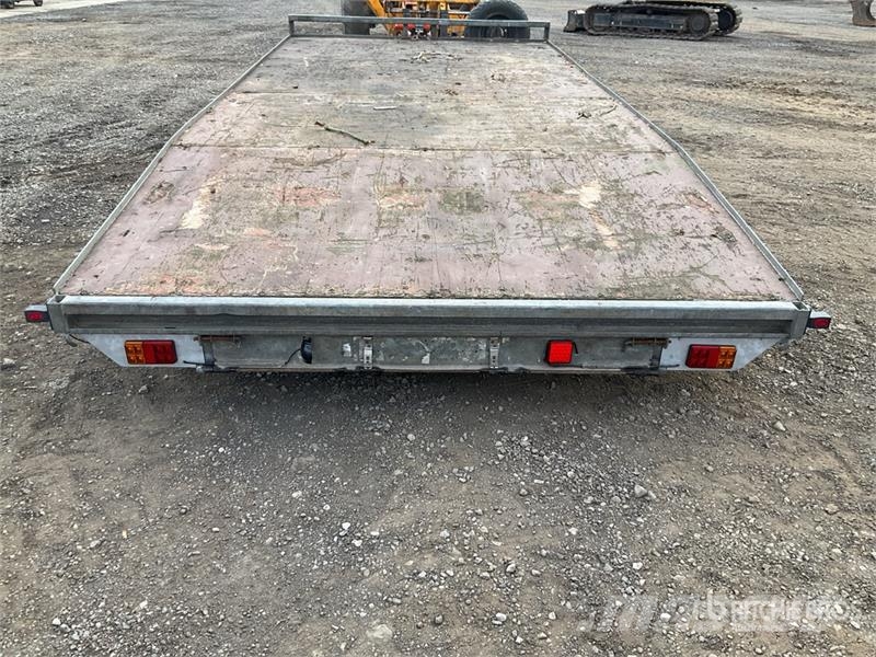 Bateson 4.9 m T/A Equipment Trailer Vehicle transport trailers