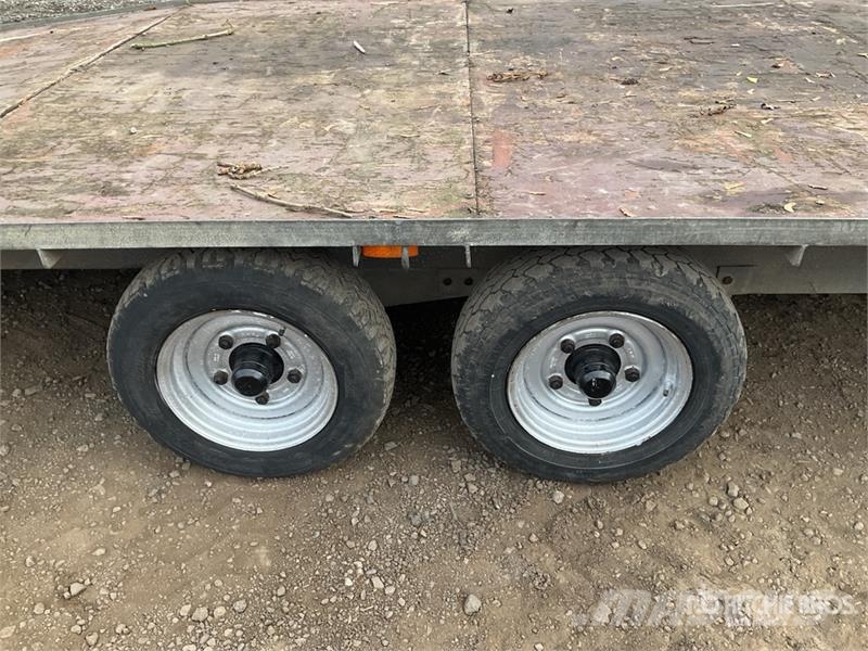 Bateson 4.9 m T/A Utility Trailer مقطورات أخرى