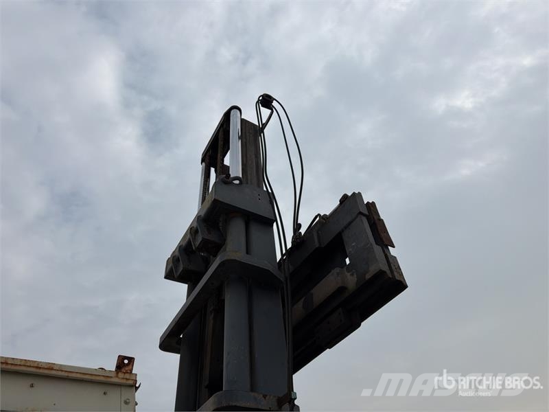 Battioni e Pagani FX 120 12000 kg Forklift (Inoperable) Diger