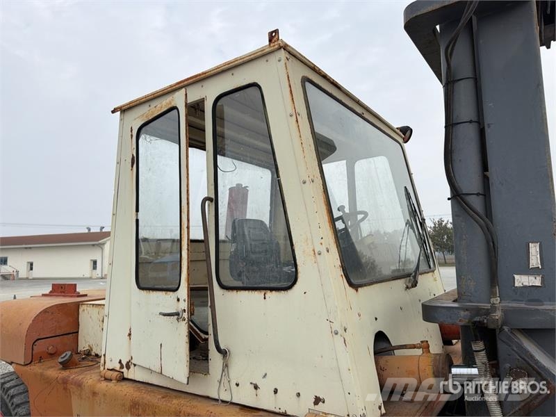 Battioni e Pagani FX 120 12000 kg Forklift (Inoperable) Diger