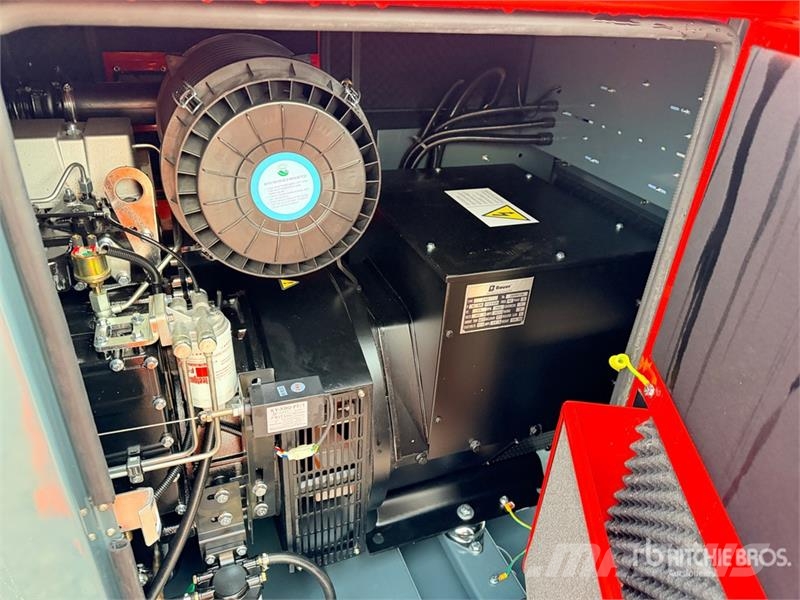 Bauer Generatoren GFS-90KW 112 kVA Skid-Mounted Generato مولدات ديزل