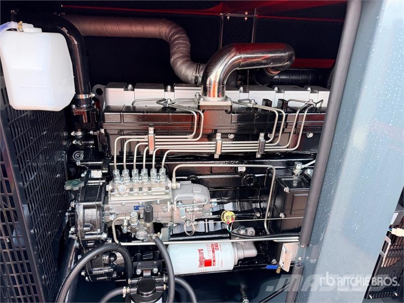 Bauer Generatoren GFS-120KW 150 kVA Skid-Mounted Generat Дизельные генераторы