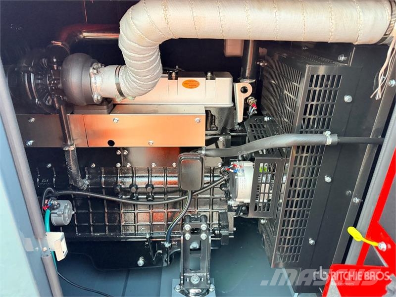 Bauer Generatoren GFS-120KW 150 kVA Skid-Mounted Generat Дизельные генераторы