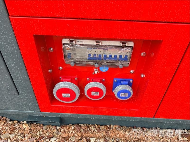 Bauer Generatoren GFS-24KW 30 kVA Skid-Mounted Generator 디젤 발전기