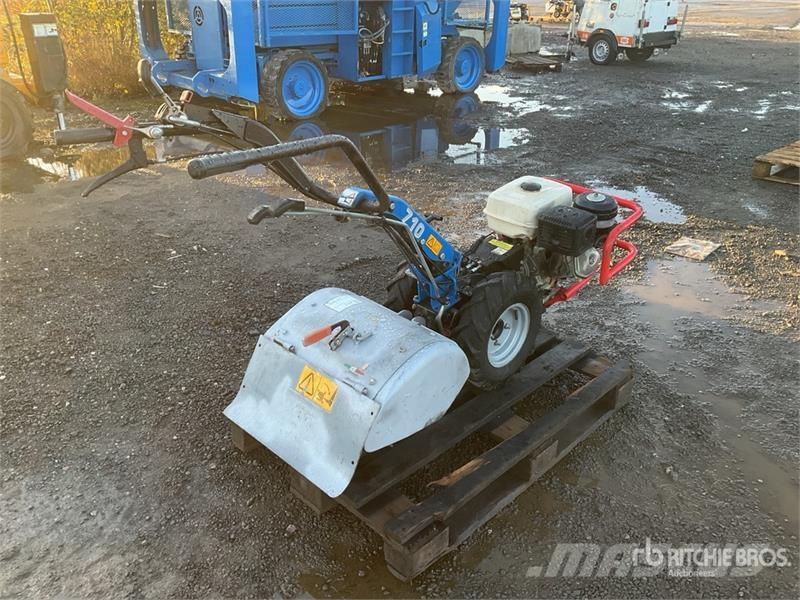 BCS 710 Rototiller Kardánhajtású ekék és Forgó-boronák