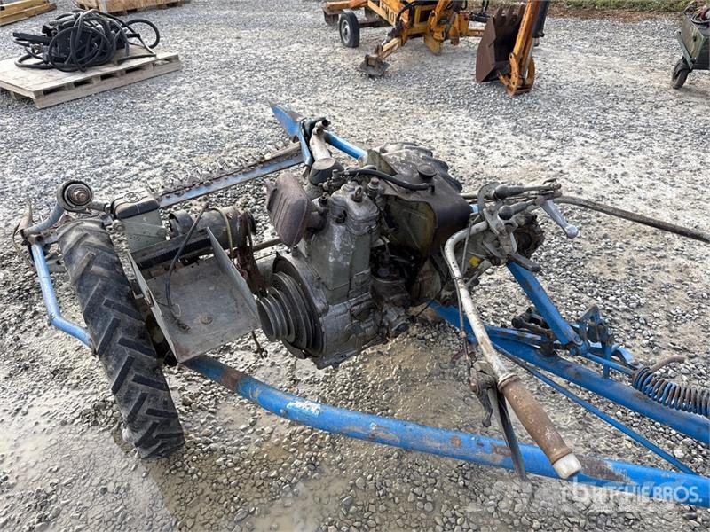BCS Lawn Mower (Inoperable) ركوب الحشائش
