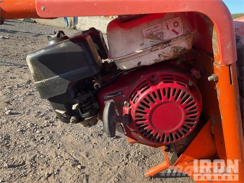 Belle of (2) Belle Portable Concrete Mixer Betong/sement blandere