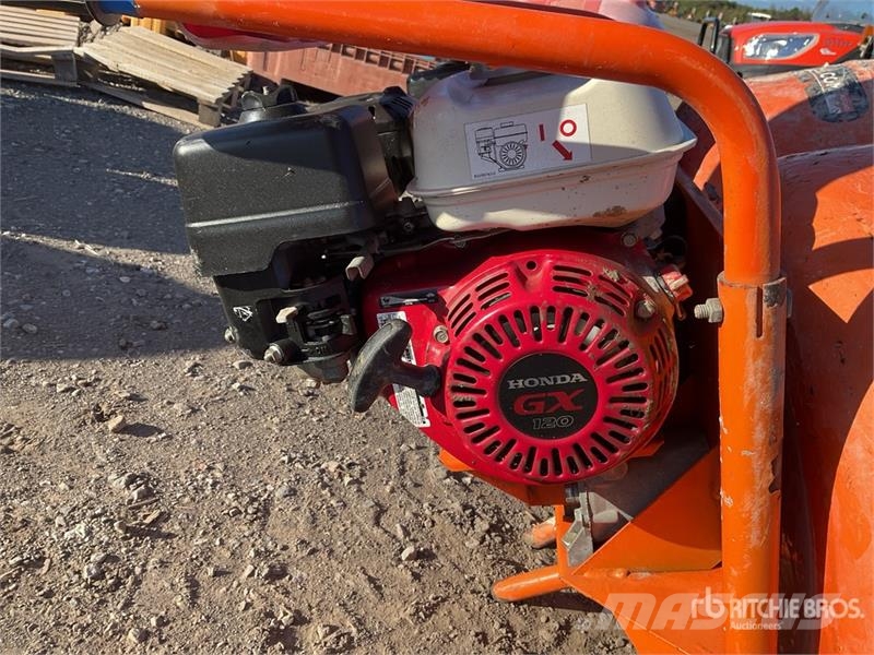 Belle of (2) Belle Portable Concrete Mixer Betong/sement blandere