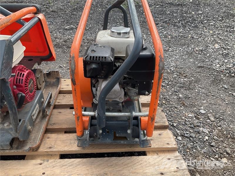 Belle of (2) Belle Vibratory Plate Compactor Vibratori
