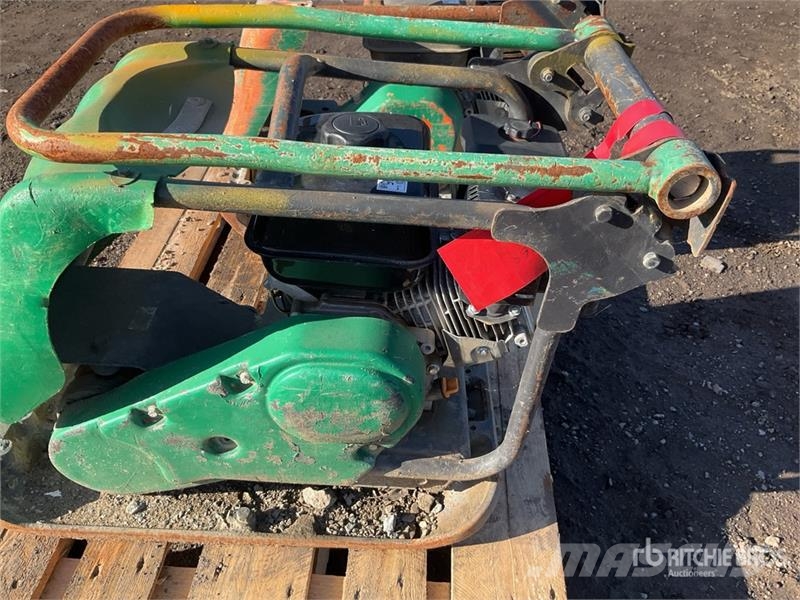 Belle of (2) Belle Vibratory Plate Compactor Vibro plošče