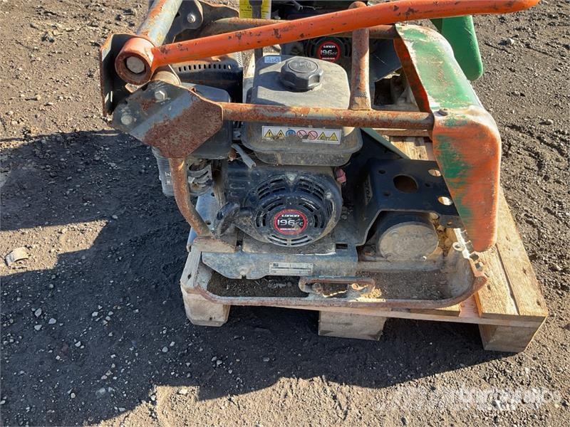 Belle of (2) Belle Vibratory Plate Compactor Vibro plošče