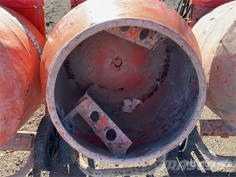 Belle of (3) Belle Electric Portable Concrete Mixer Betong/sement blandere