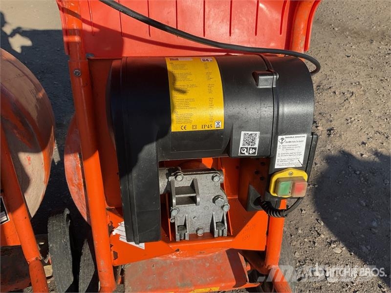 Belle of (3) Belle Electric Portable Concrete Mixer Betong/sement blandere