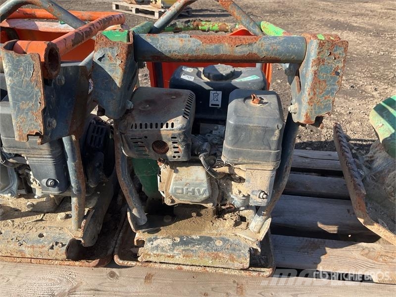 Belle of (3) Belle Vibratory Plate Compactor Vibro plošče