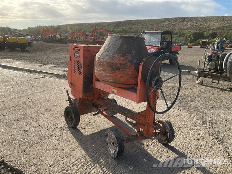 Belle PM20 Portable Concrete Mixer (Inoperable) Betonski/ žbukarski mikseri