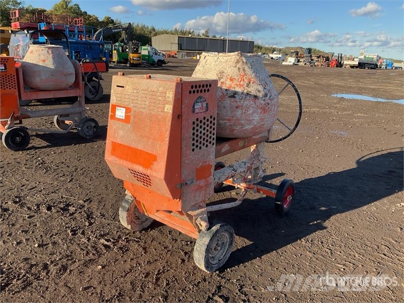 Belle PM20 Portable Concrete Mixer Бетонозмішувачі