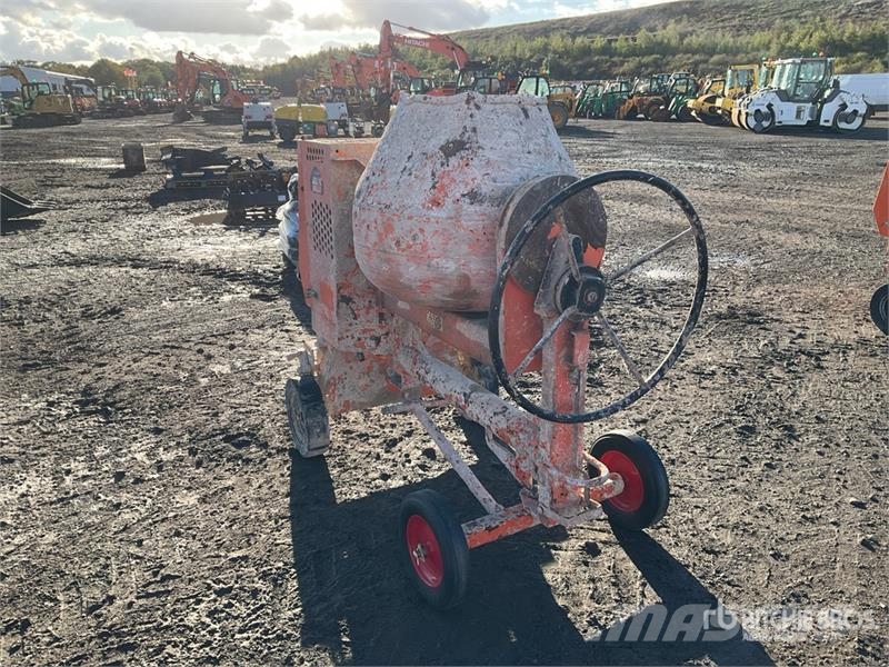 Belle PM20 Portable Concrete Mixer Бетонозмішувачі