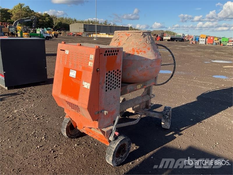 Belle PM38 Portable Concrete Mixer Бетонозмішувачі
