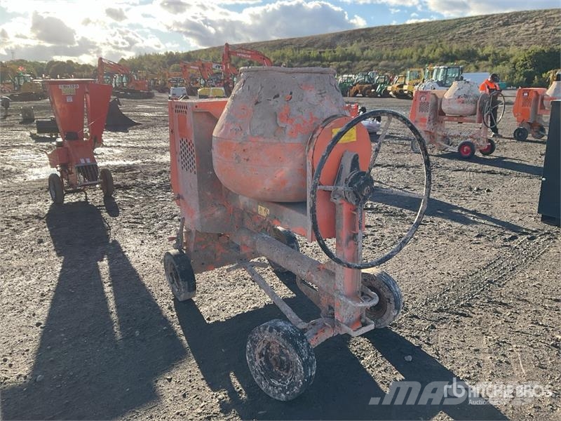 Belle PM38 Portable Concrete Mixer Бетонозмішувачі
