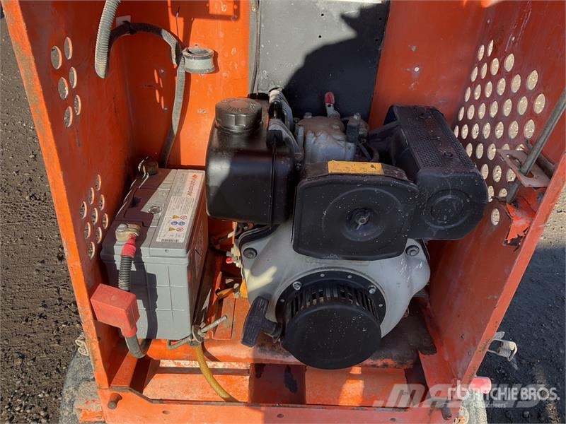 Belle PM38 Portable Concrete Mixer Бетонозмішувачі