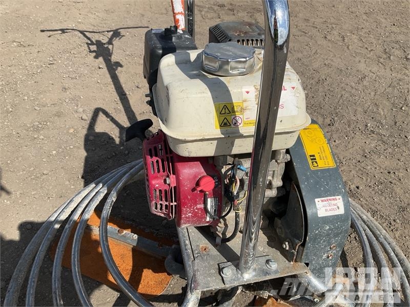 Belle PTLW931 Power Trowel Gladilice za beton - hellikopteri