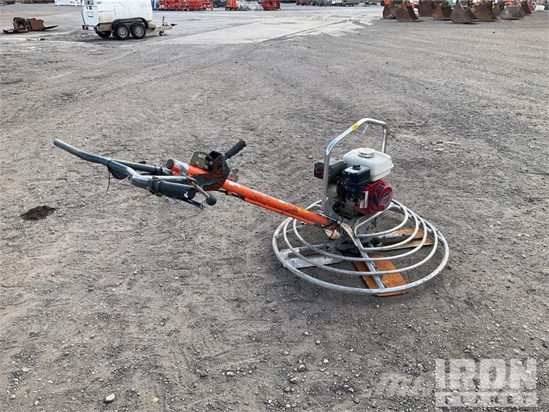 Belle PTLW931 Power Trowel Gladilice za beton - hellikopteri