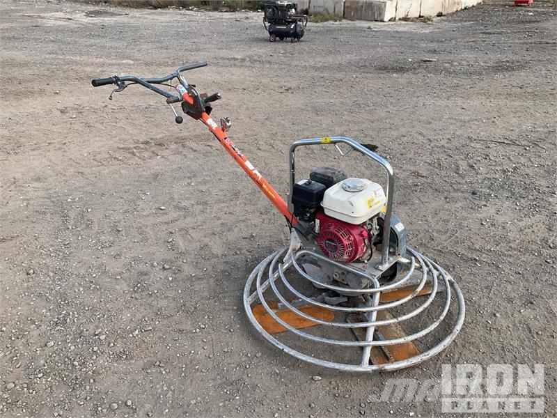 Belle PTLW931 Power Trowel Gladilice za beton - hellikopteri