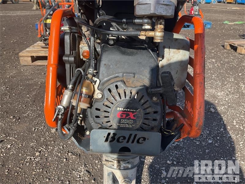 Belle RTX60 Jumping Jack Tamper Saltitões