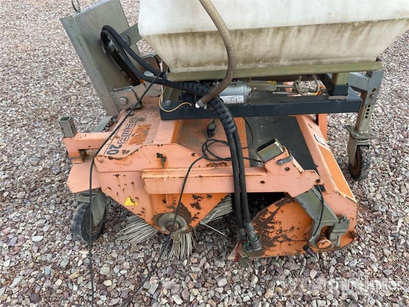 Bema 1250 Balayeuse Floor Sweeper Egyéb betakarító felszerelések