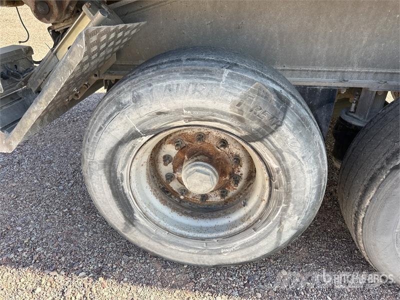 Benalu C34 Tri/A Semi Remorque benne basculante- End Dump Remorque benne