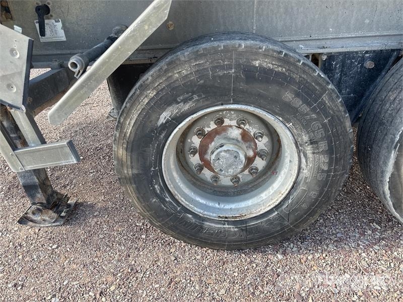 Benalu C34 Tri/A Semi Remorque benne basculante- End Dump Remorque benne