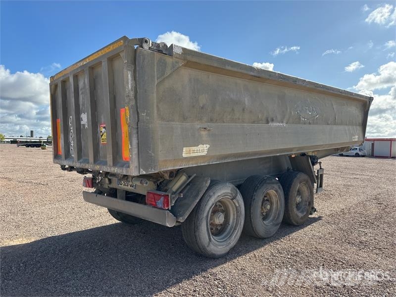 Benalu C34 Tri/A Semi Remorque benne basculante- End Dump Remorque benne