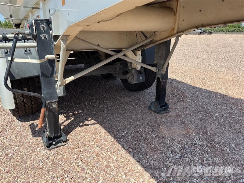 Benalu C3910C2AB Tri/A Semi-Remorque Benne 3 Essieux End Tipper trailers