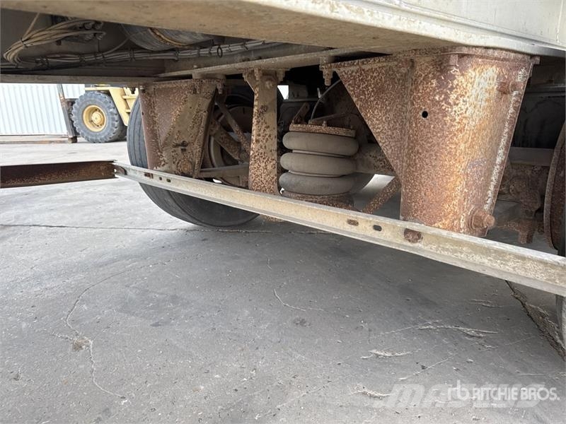 Benalu TF34C11RBA Semi-Remorque Benne 3 Essieux Tri/A End Tipper trailers