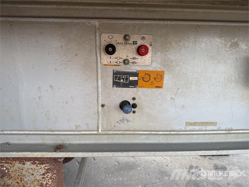 Benalu TF34C11RBA Semi-Remorque Benne 3 Essieux Tri/A End Tipper trailers