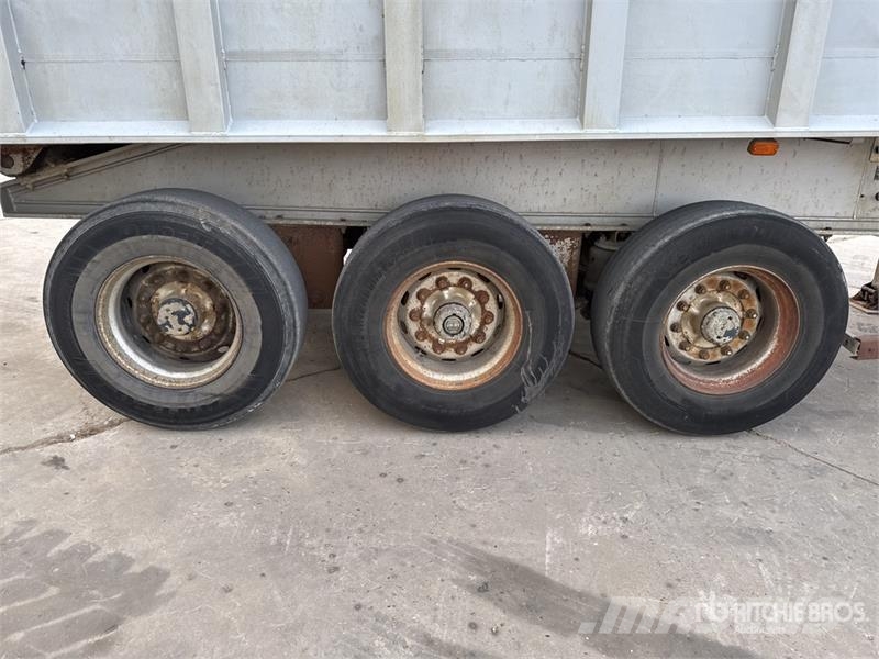 Benalu TF34C11RBA Semi-Remorque Benne 3 Essieux Tri/A End Tipper trailers