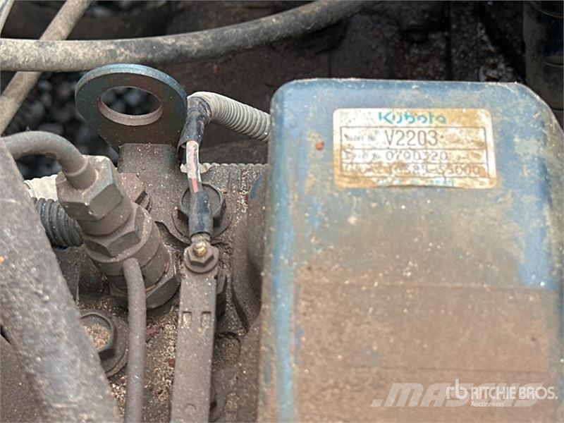  BENS 250R Swivel Crawler Mini Dumper (Inoperable) Mini Dumpers
