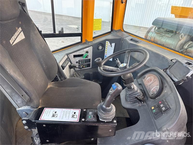 Bergmann 3012R PLUS 6.4 t 4x4 Motobasculeur Dumper Väikekallurid