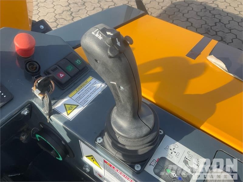 Bergmann C802E Electric Swivel Dumper Ne cestni demperji
