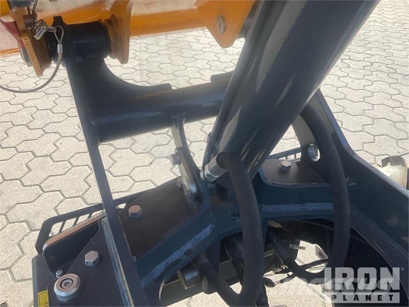 Bergmann C802E Electric Swivel Dumper Ne cestni demperji