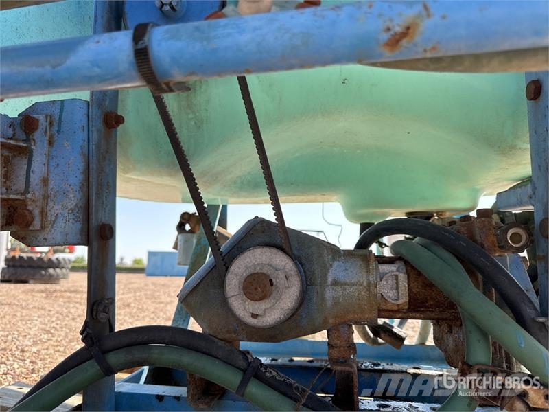 Berthoud 12 m Pulverisateur 3-Point Hitch Sprayer 견인형 분무기