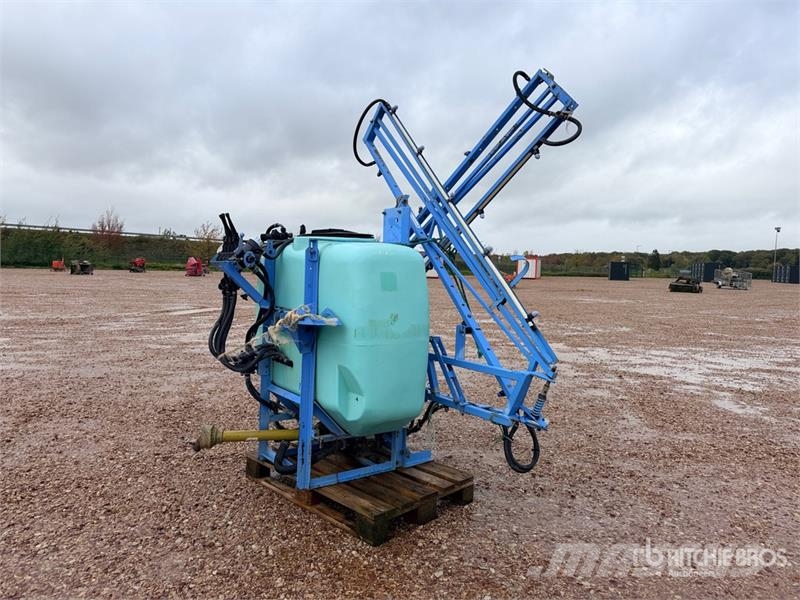 Berthoud Accro06XR12 12 m Pulverisateur Porte 3-Point Hitch الرشاشات