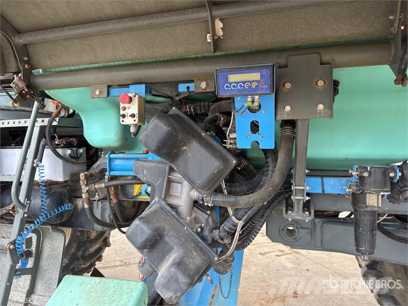 Berthoud Raptor 4240 4x4 Pulverisateur Automoteur 38 m High 자주 동력 분무기