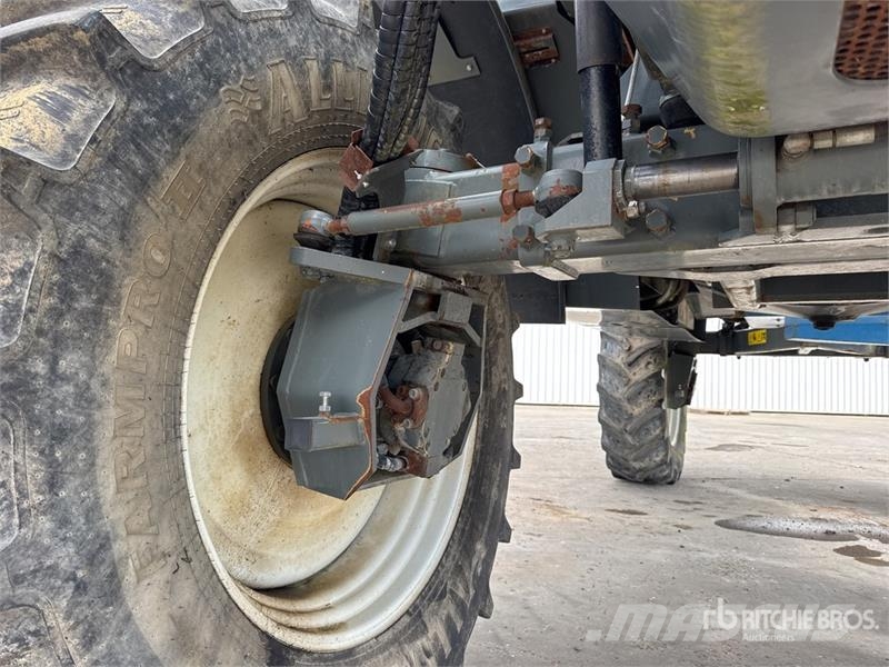 Berthoud Raptor 4240 4x4 Pulverisateur Automoteur 38 m High 자주 동력 분무기