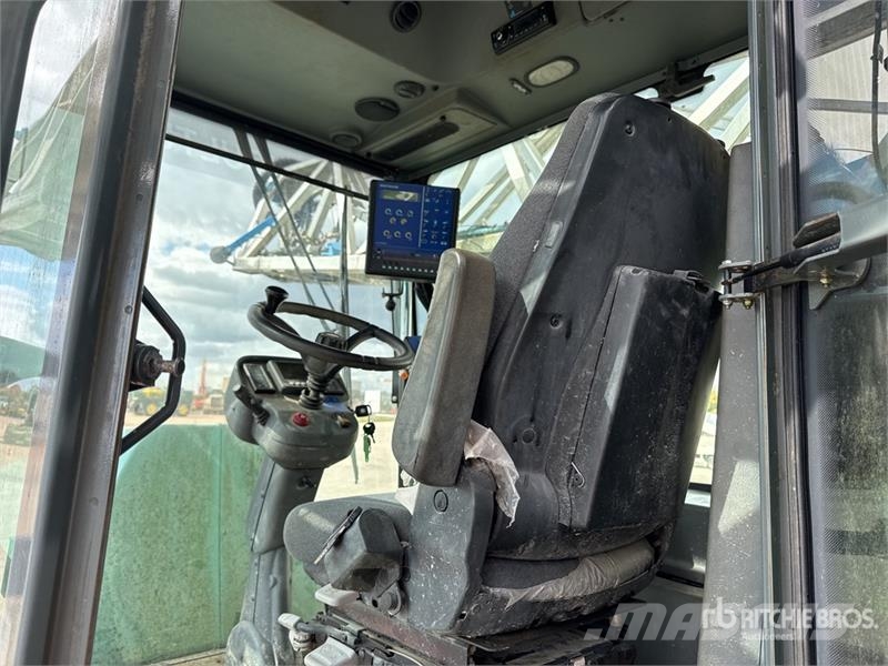 Berthoud Raptor 4240 4x4 Pulverisateur Automoteur 38 m High 자주 동력 분무기
