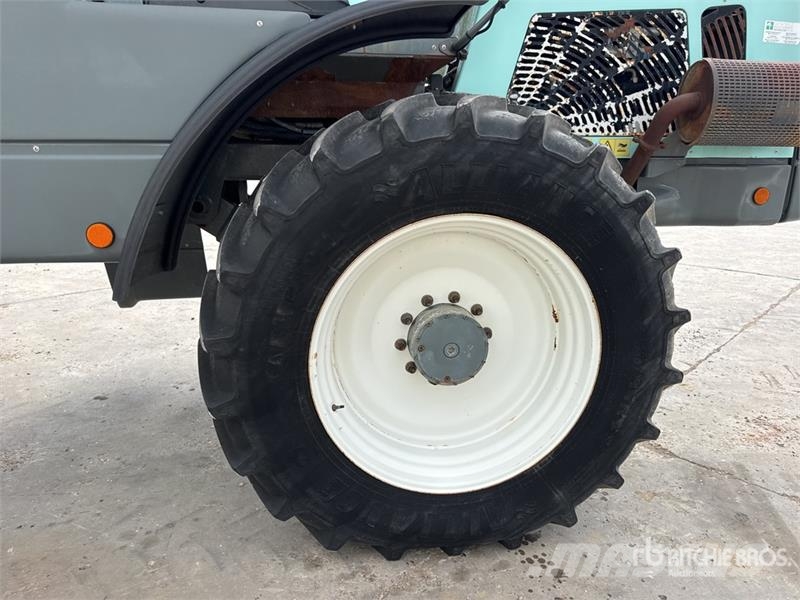 Berthoud Raptor 4240 4x4 Pulverisateur Automoteur 38 m High 자주 동력 분무기
