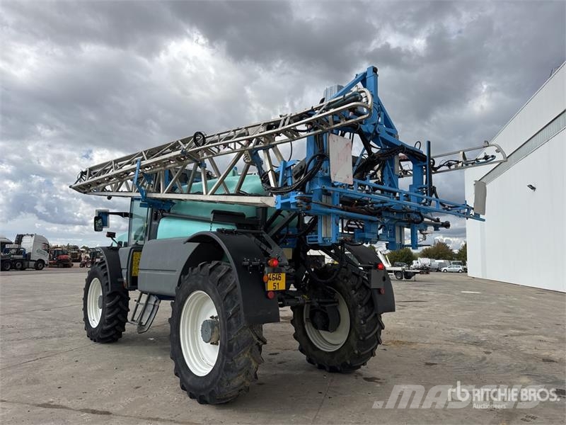 Berthoud Raptor 4240 4x4 Pulverisateur Automoteur 38 m High 자주 동력 분무기