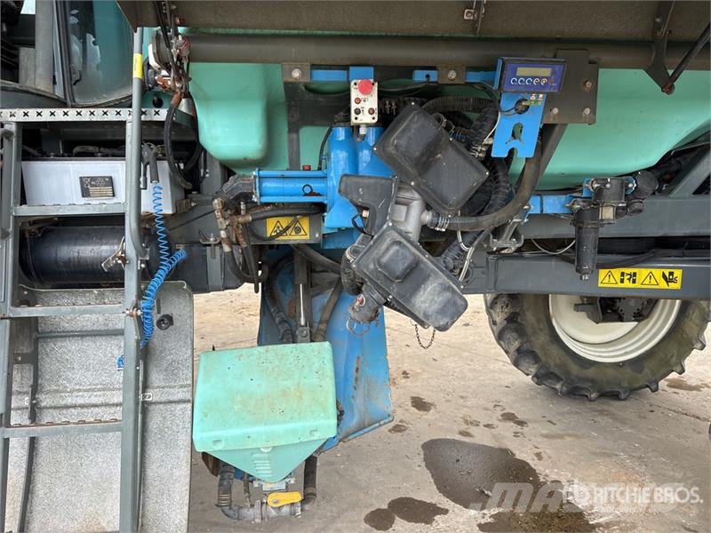 Berthoud Raptor 4240 4x4 Pulverisateur Automoteur 38 m High 자주 동력 분무기