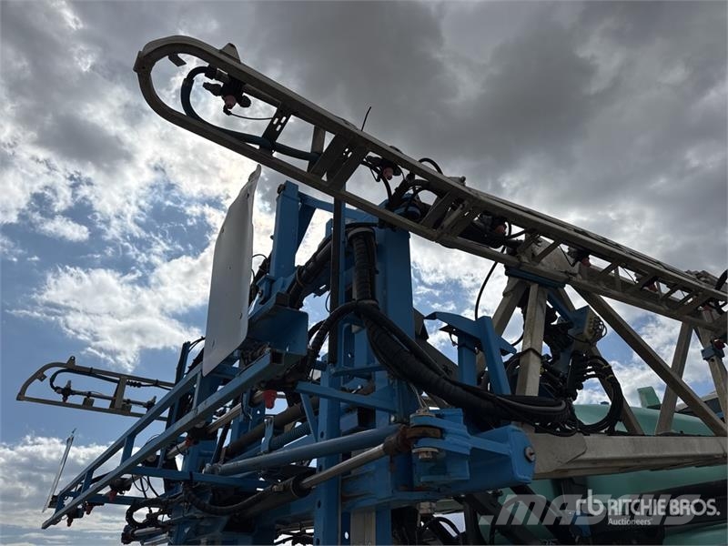 Berthoud Raptor 4240 4x4 Pulverisateur Automoteur 38 m High 자주 동력 분무기